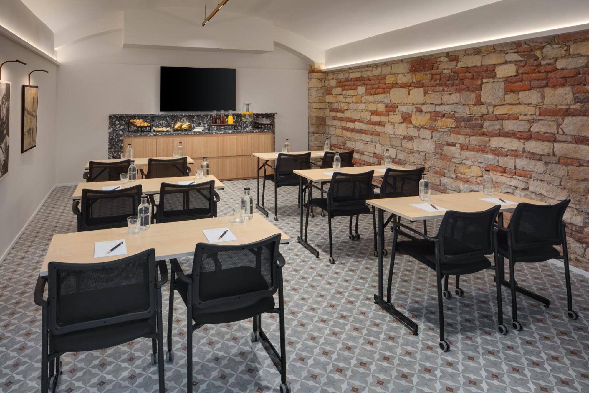Hotel Bookquet Praga Exterior foto The meeting room